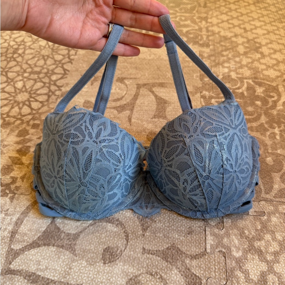 Pink Victoria’s Secret Date Push-Up Bra 32DD
